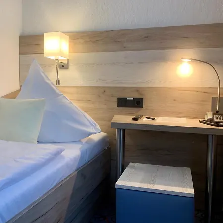 Pfefferhoehe & Restaurant Hotell Alsfeld